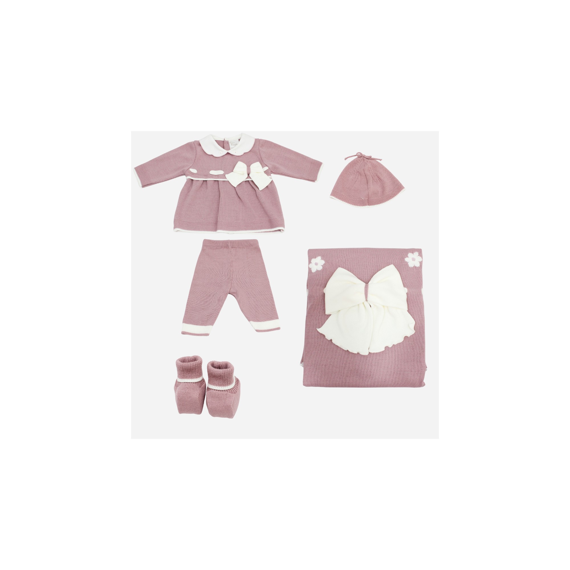 SET NEONATA IN LANA

COPERTA, CAPPELLINO

SCARPINE E COMPLETO